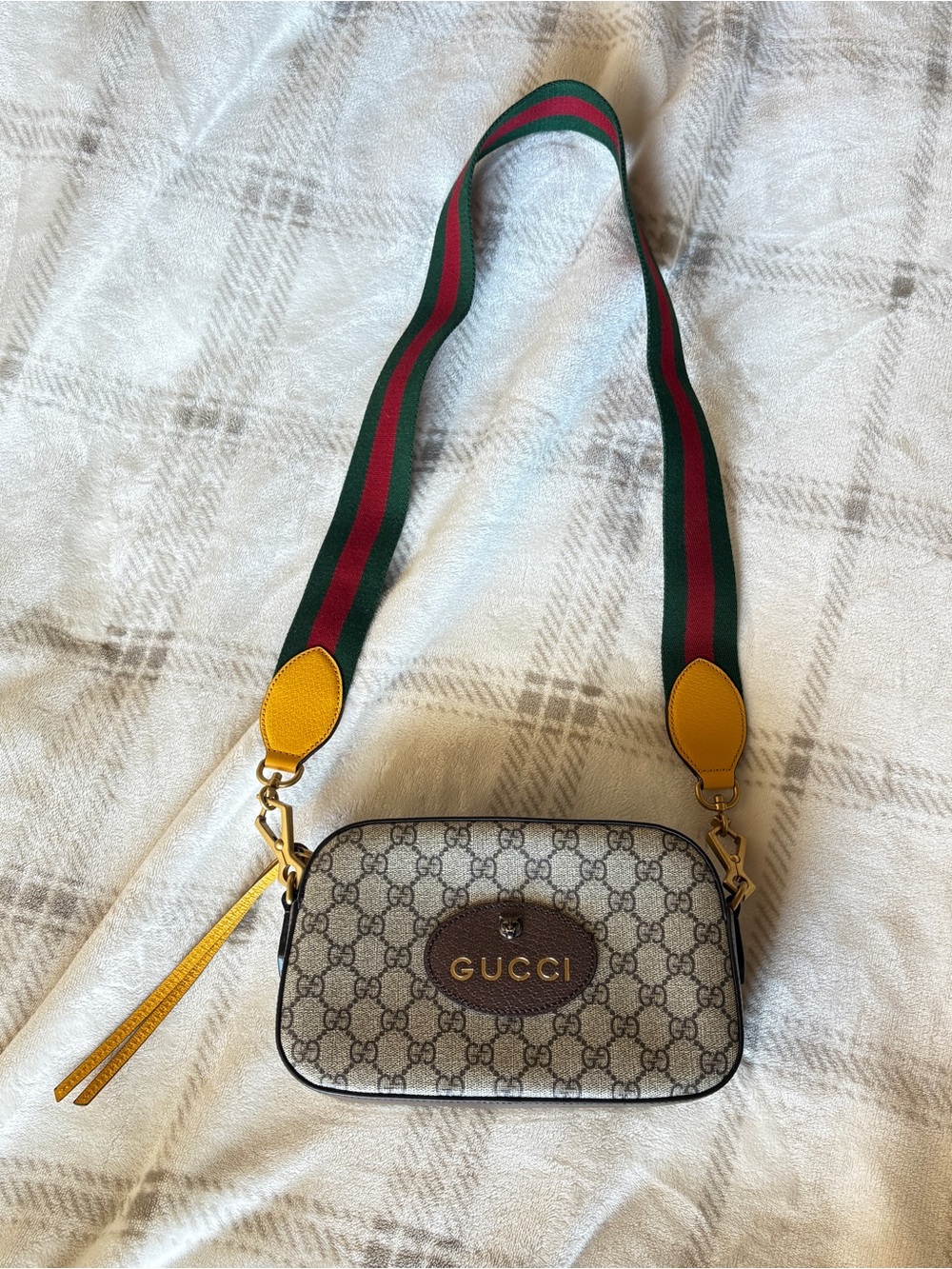Gucci Neo Vintage GG Supreme Messenger Bag